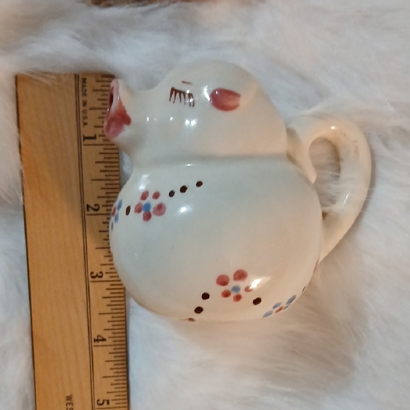 Charming Ceramic Pig Pitcher - Picture 6 of 11